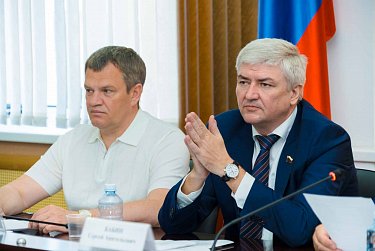 Исполнение областного бюджета – на депутатском контроле